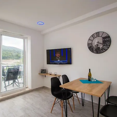 Apartment With Sea Views Vela Luka