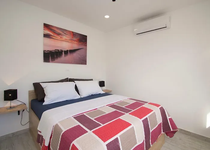 With Sea Views * 尼亚卢卡