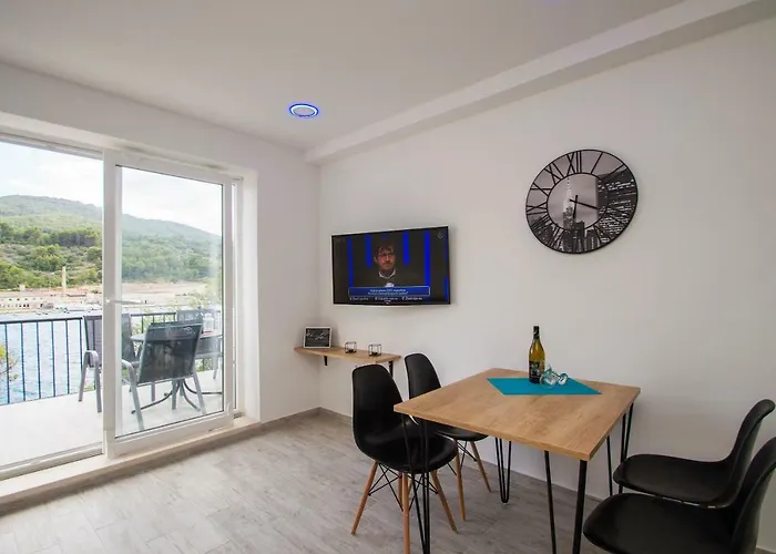 公寓 With Sea Views 尼亚卢卡